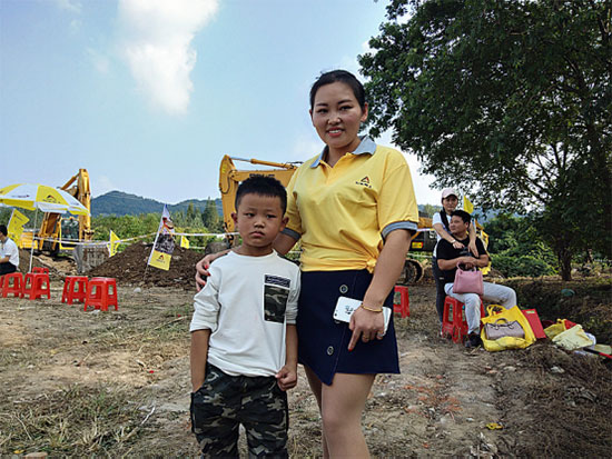 90后女司机甘亚萍：创业开挖机让女性更有魅力 ——记j9九游会好司机合肥站学员甘亚萍